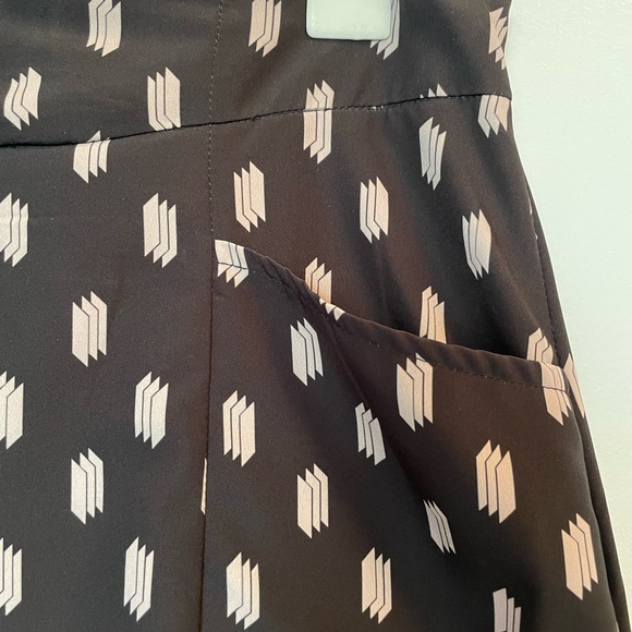 Eshakti skirt - Picture 2 of 4